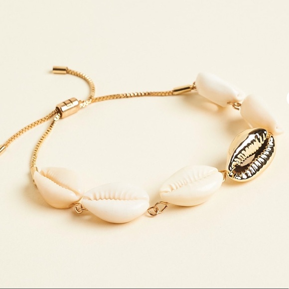 Logan Tay Shell Yeah Bracelet - Picture 2 of 6